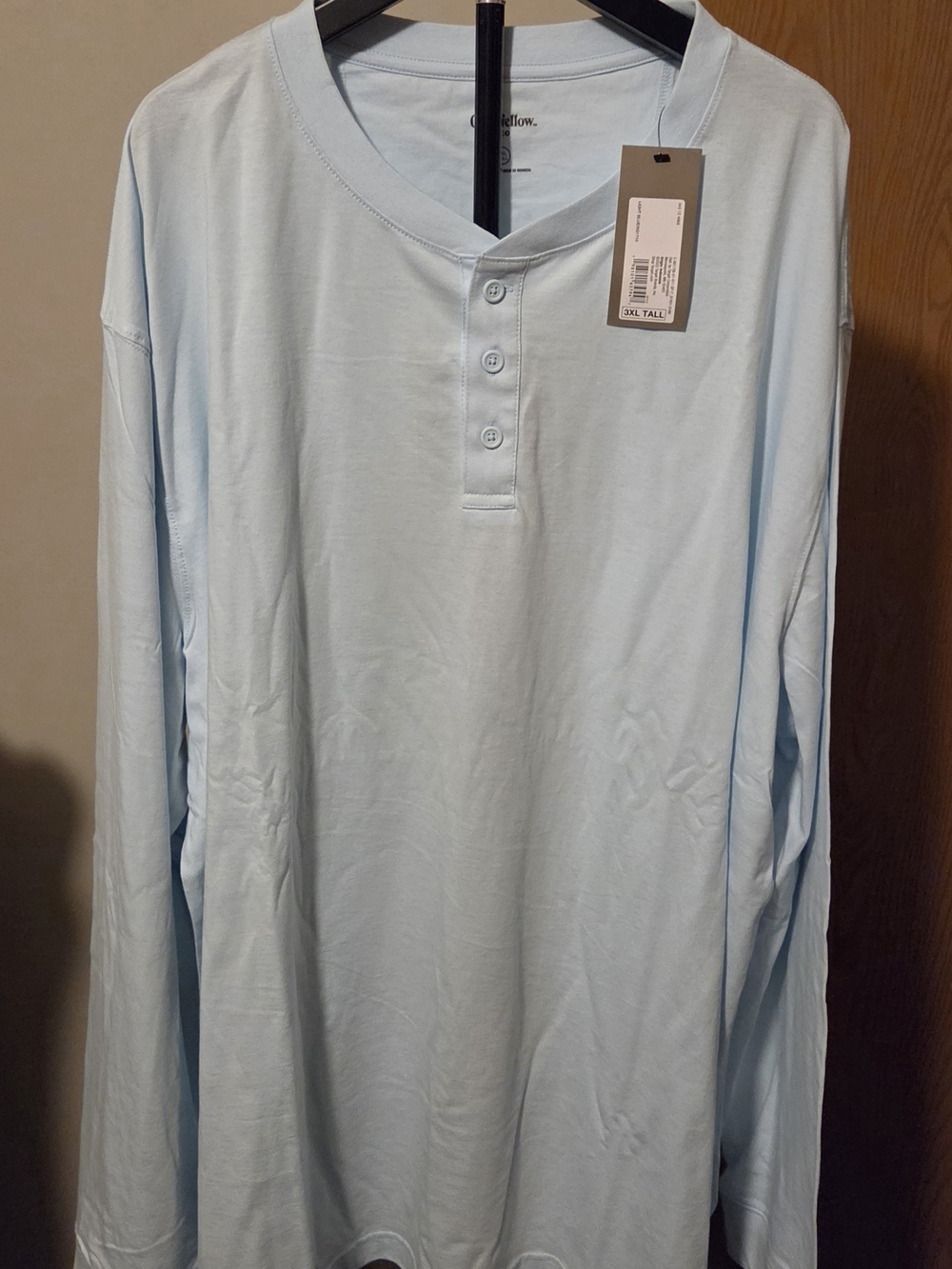 Good Fellow & Company Men's Light Blue Long Sleeve Henley Shirt